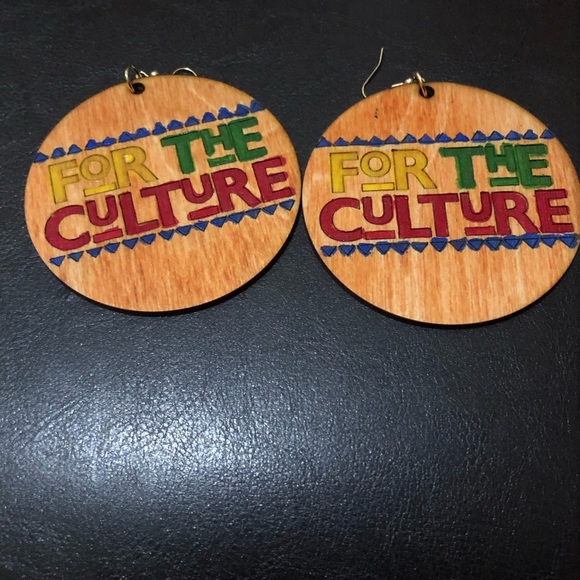 Earring - Picture 2 of 2